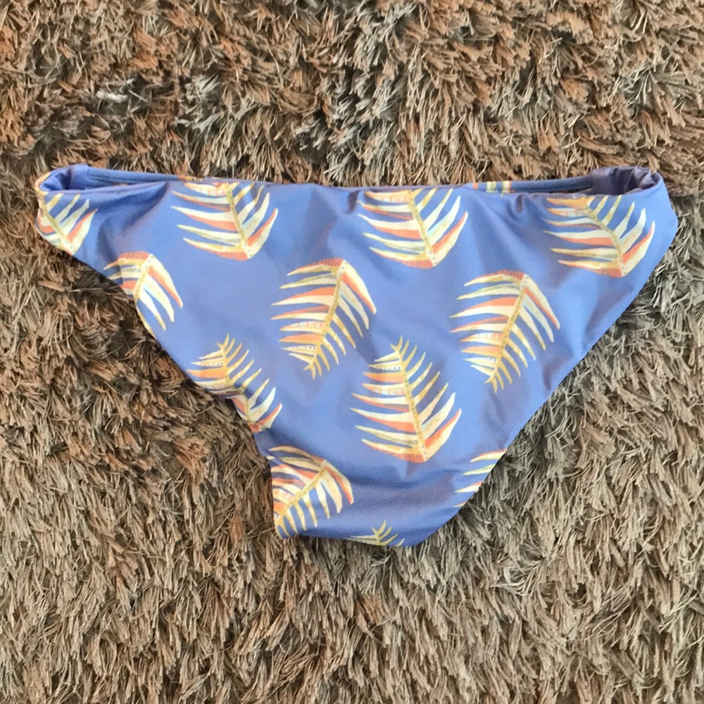 Patagonia Seaglass Bay Reversible Bikini Bottom - Picture 4 of 8